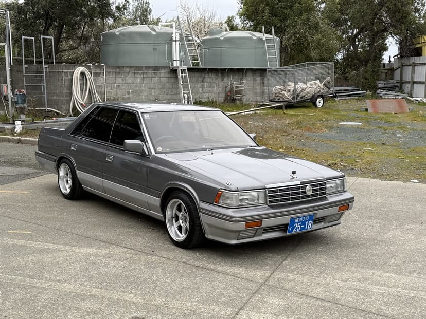 1986 Nissan Laurel C32 Factory Manual Sedan