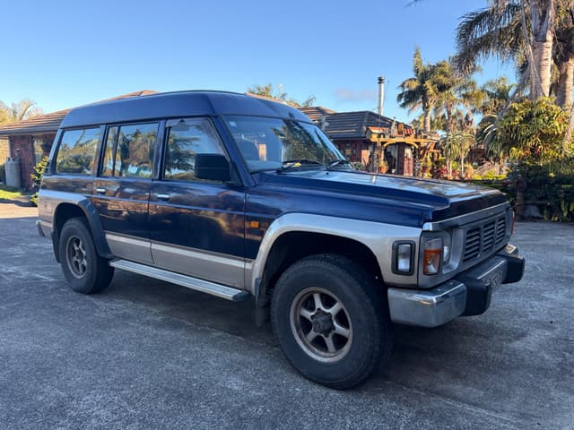 1996 Nissan Safari