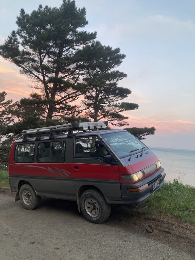 1997 Mitsubishi L300