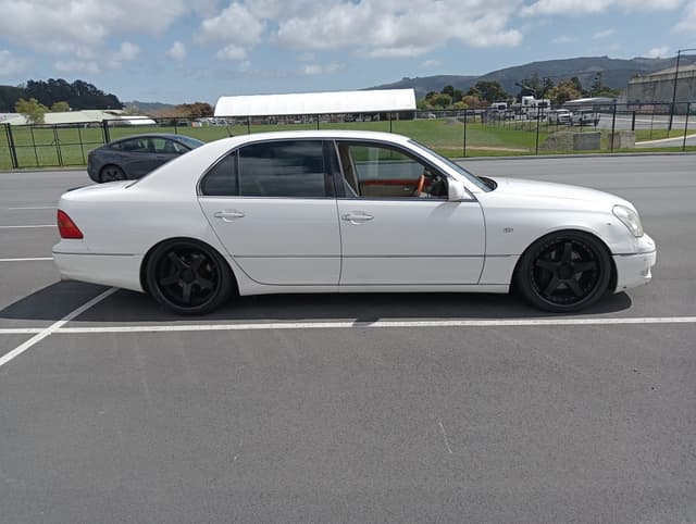 2001 Toyota Lexus LS 430