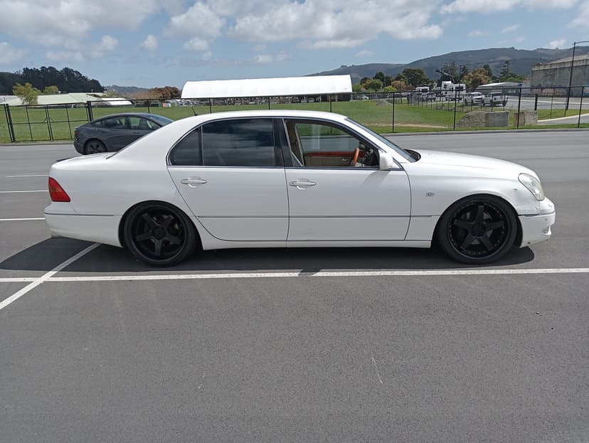 2001 Toyota Lexus LS 430