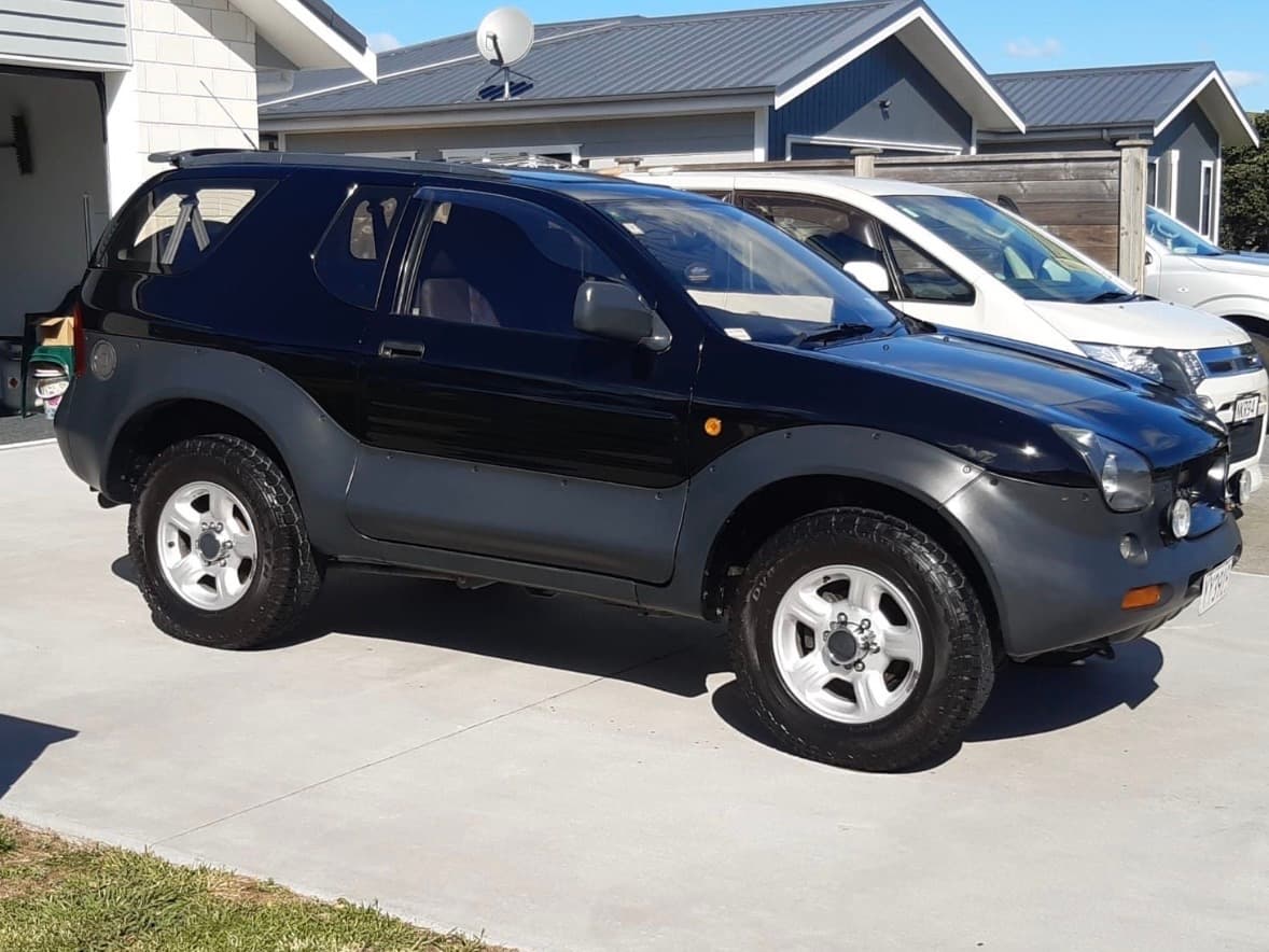 1997 Isuzu Vehicross - JDM SPEC UGS25DW