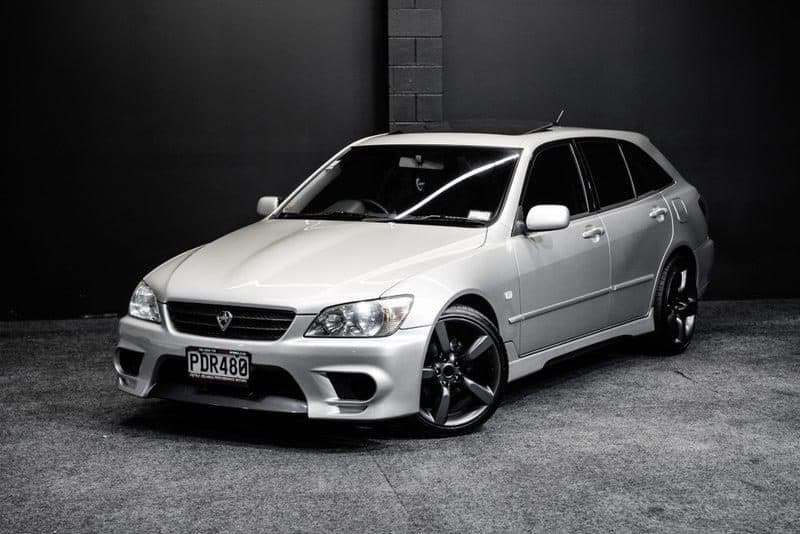 2001 Toyota Altezza Gita