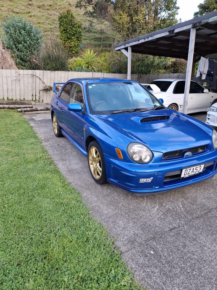 2001 Subaru Impreza WRX STI Prodrive Edition GDB 4 -door sedan･WRX STi･DOHC･給気 intercooler attaching turbo･常4WD･6 manual変 speed machine･ air conditioner･
 anti lock brake system･ front17 type rear17 type brake