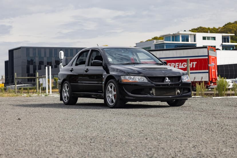 2004 Mitsubishi Lancer Evolution 8 FQ-300
