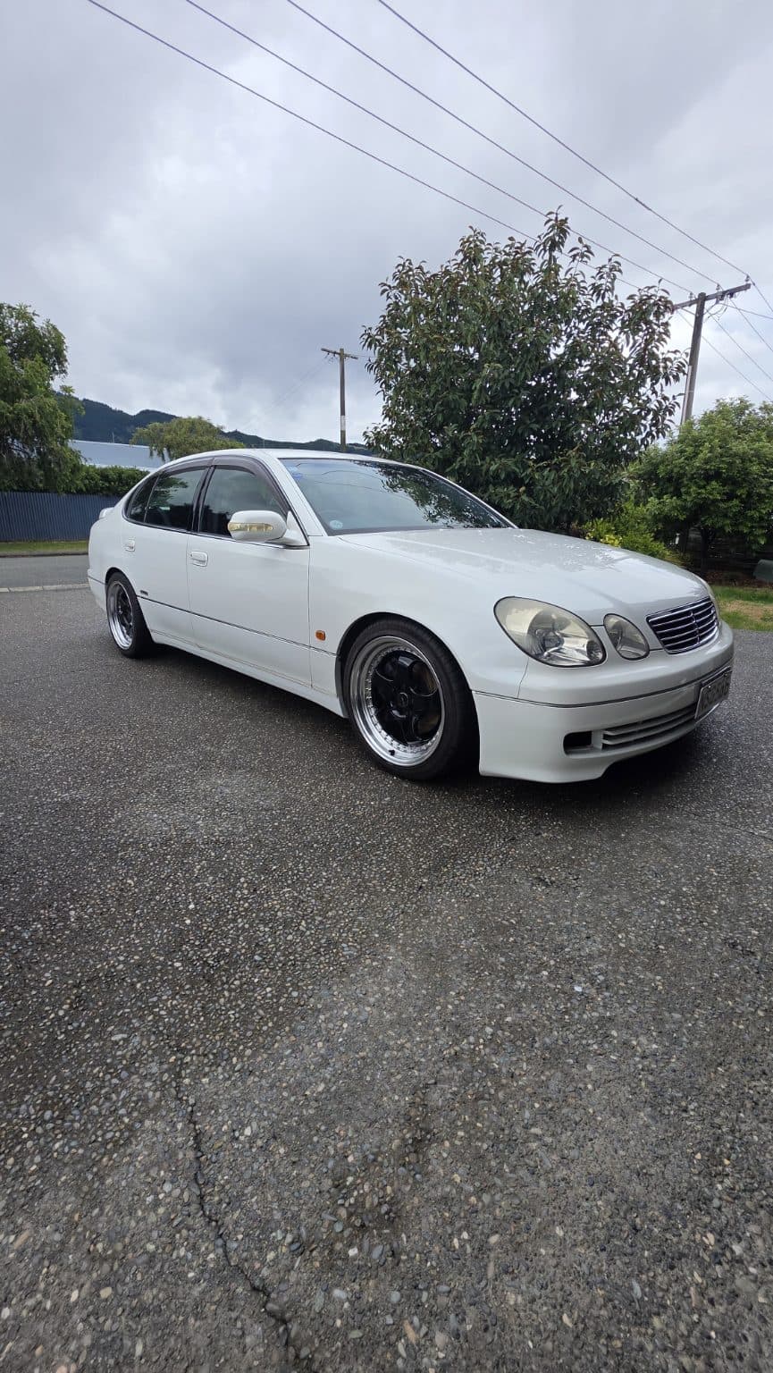 2000 Toyota Aristo V300