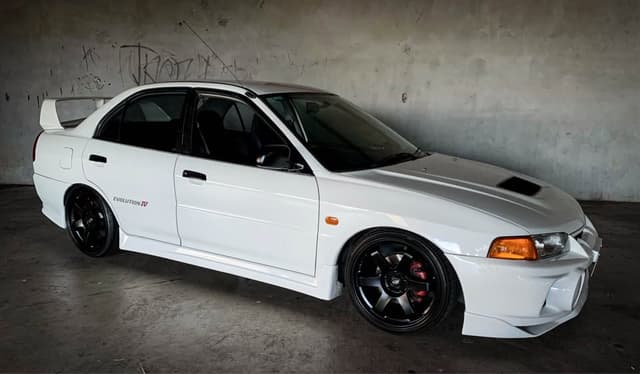 1996 Mitsubishi Evolution IV RS