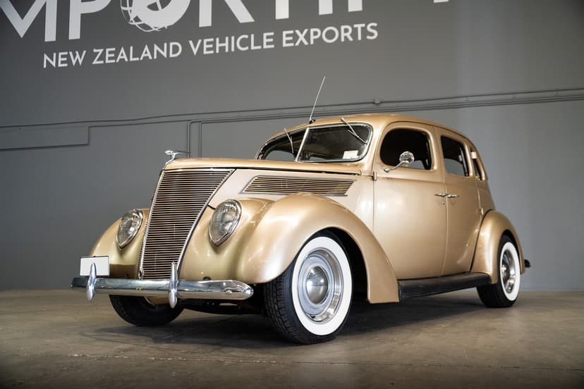 1937 Ford V8