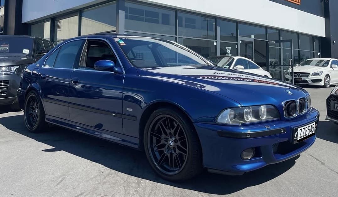 2001 BMW 5 Series E39 M5 Sedan