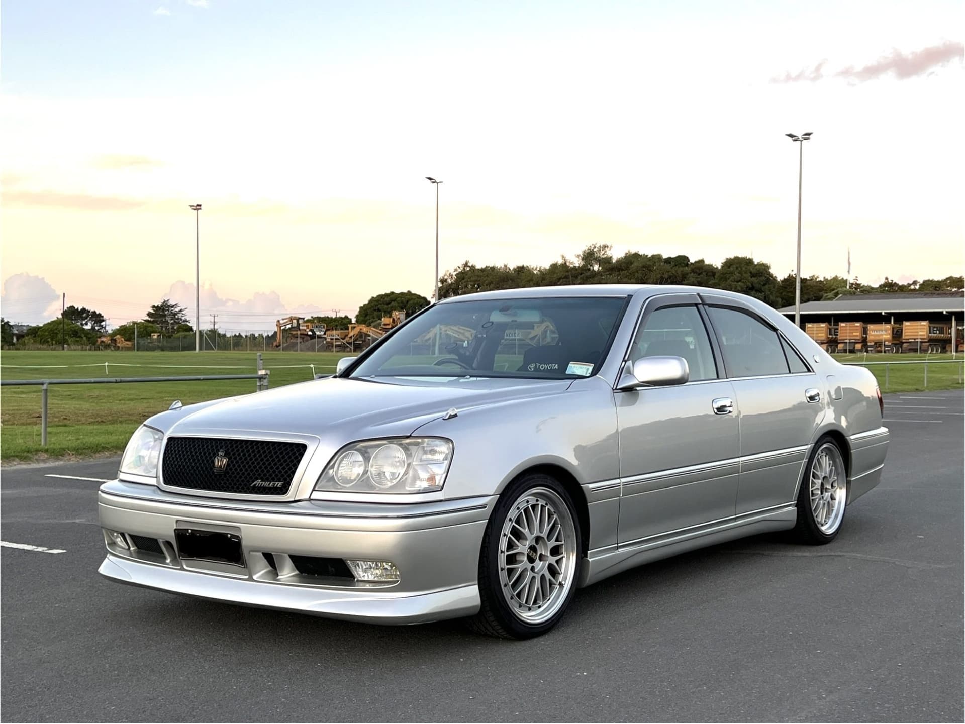 2001 Toyota Crown Athlete VX