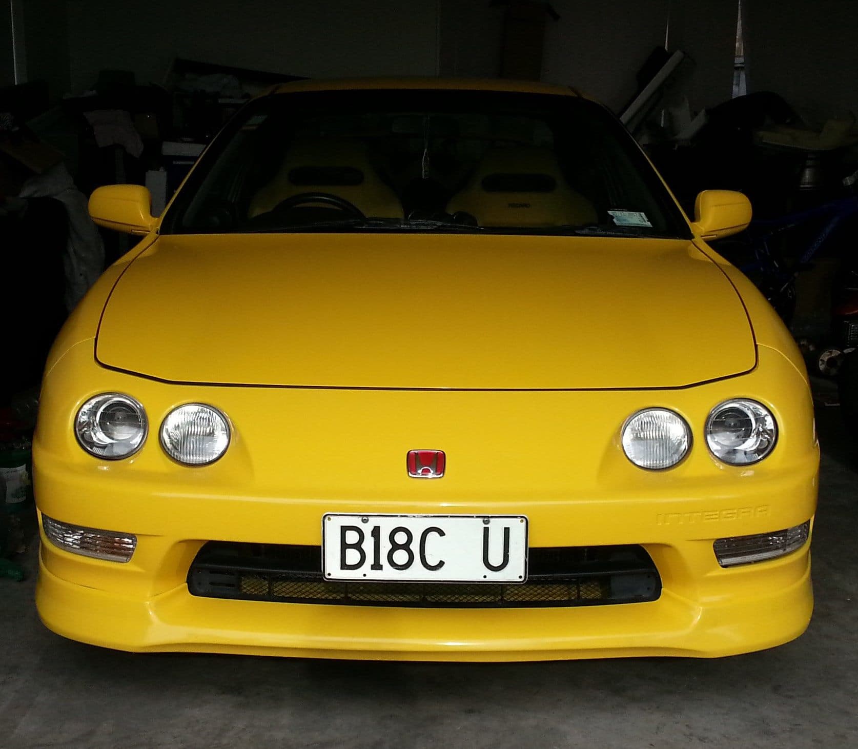 2000 Honda Integra Type-R