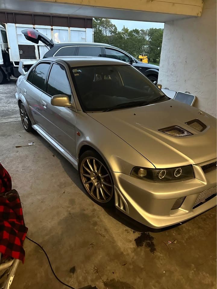 1998 Mitsubishi Lancer Evo 5 EVOLUTION V