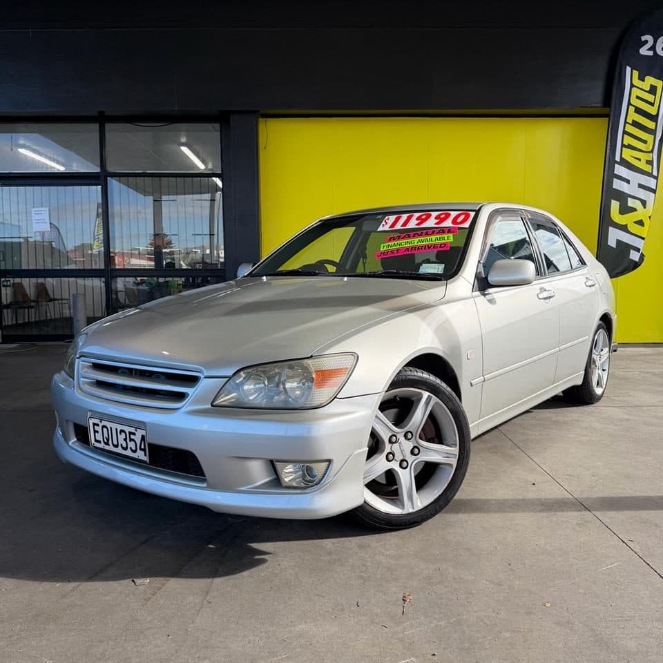 1999 Toyota Altezza