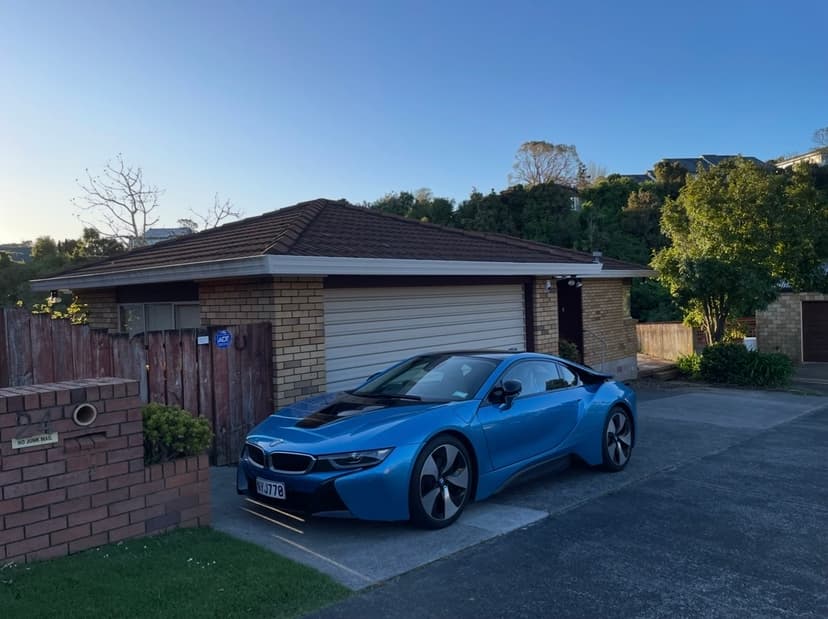2014 BMW i8 I12
