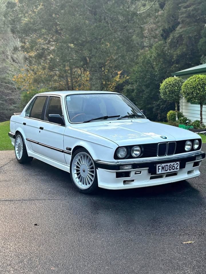 1985 BMW E30 325i