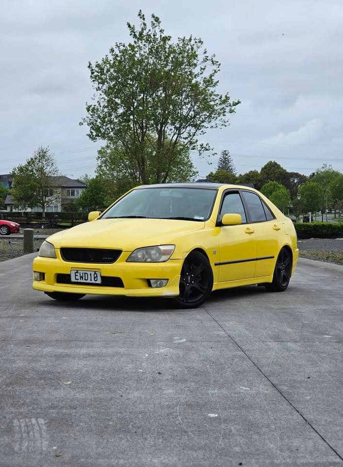 1999 Toyota Altezza SXE10