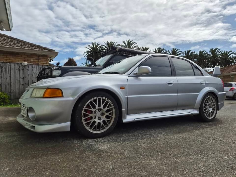 1999 Mitsubishi Lancer VI Evolution
