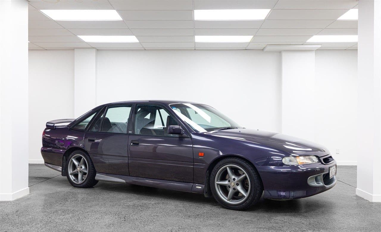 1995 Holden Commodore HSV SENATOR 215 HSV SENATOR 215I
