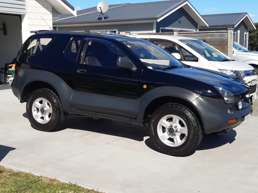 1997 Isuzu Vehicross - JDM SPEC