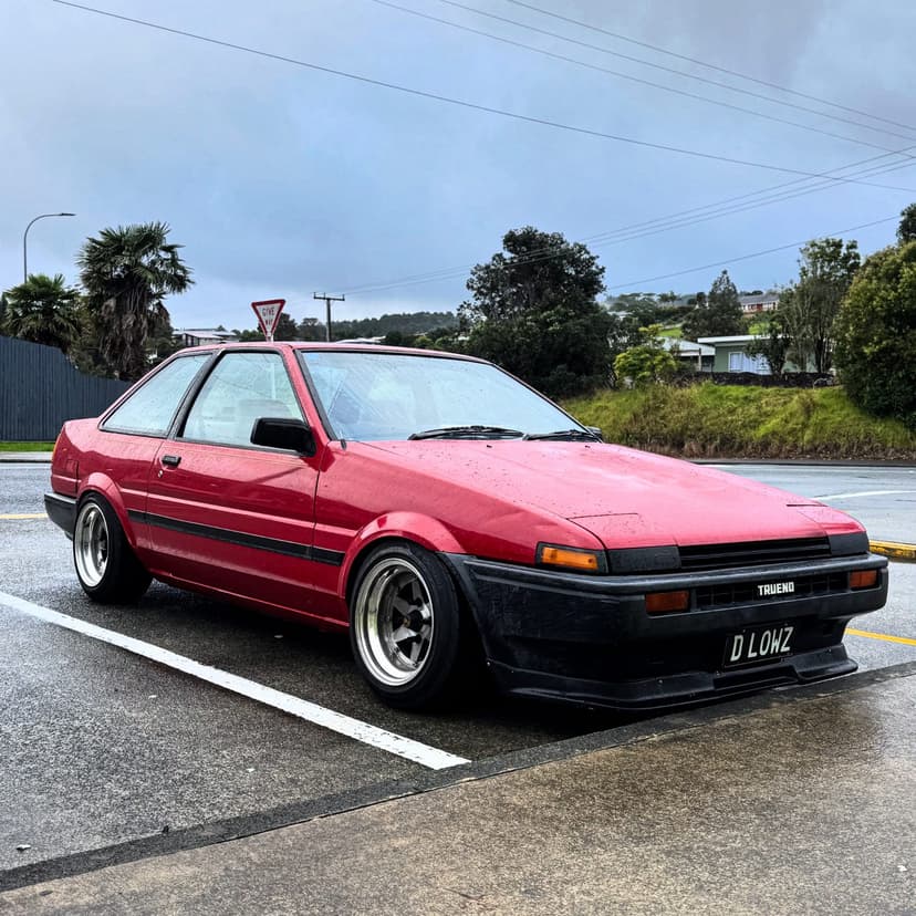 1984 Toyota Sprinter Trueno AE86 ( AE85 ) Lisse Xl