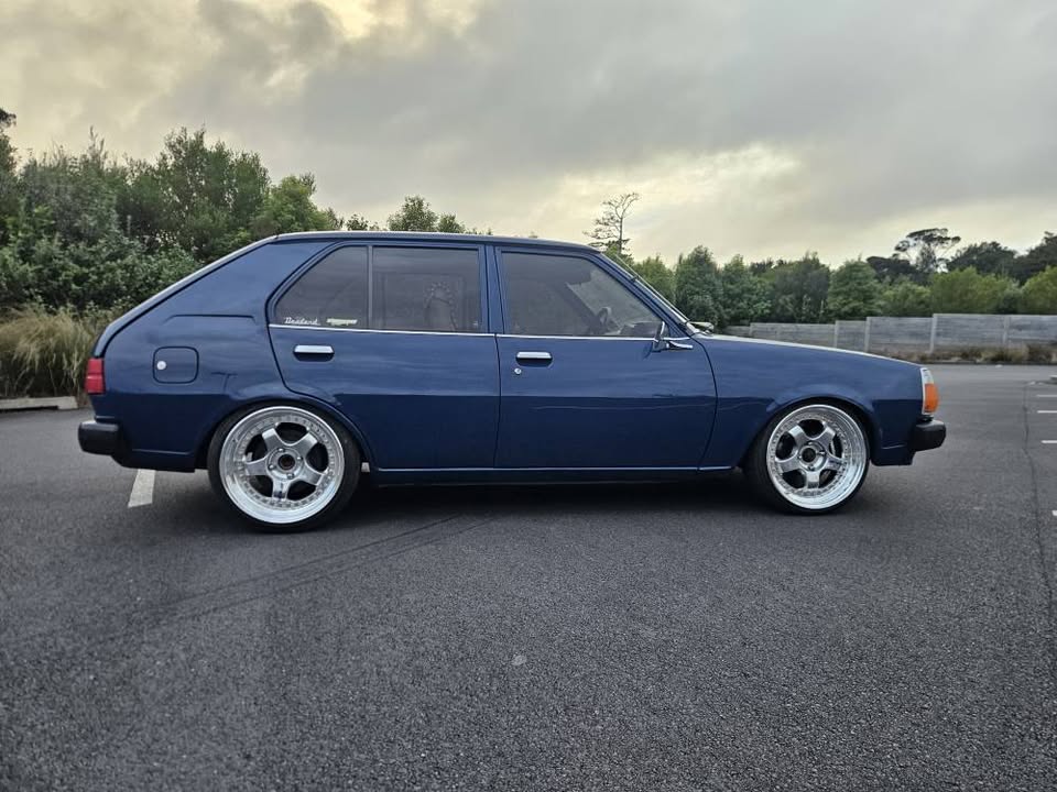м 1978 Mazda 323 | Importify Cars